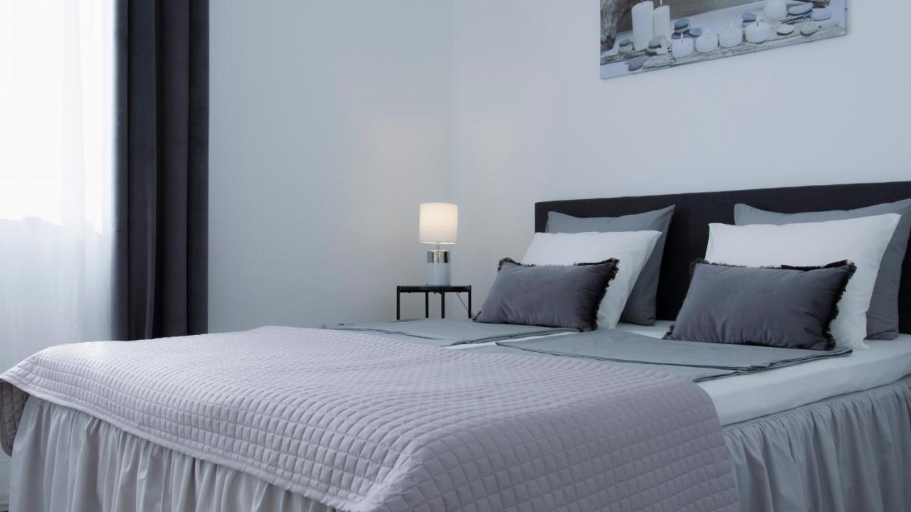 Apartments King And Queen Povile Ngoại thất bức ảnh